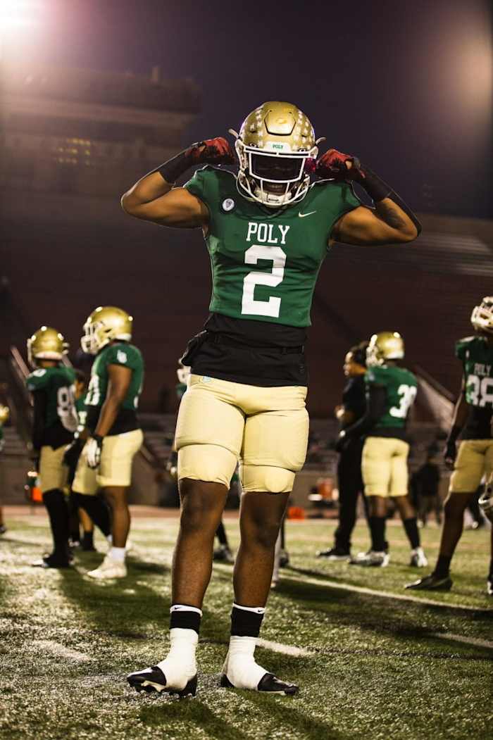 Breaking down 5-star wide receiver Mike Matthews, 4-star tight end Caleb Odom and 4-star linebacker Dylan Williams